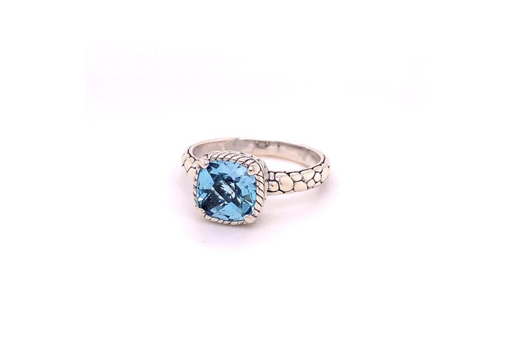 Segara Ring- Blue Topaz