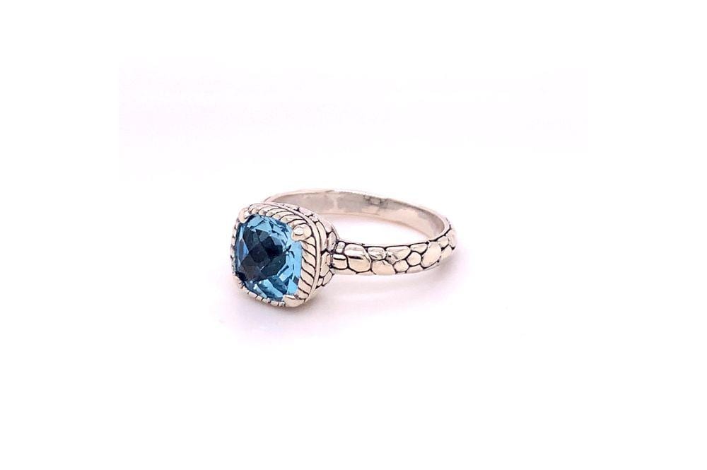 Segara Ring- Blue Topaz