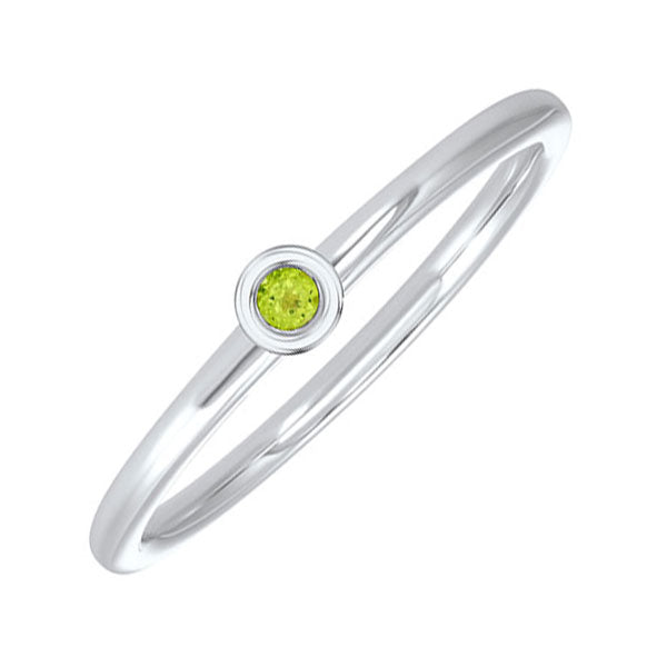 10Kt White Gold Peridot 1/20Ctw Ring